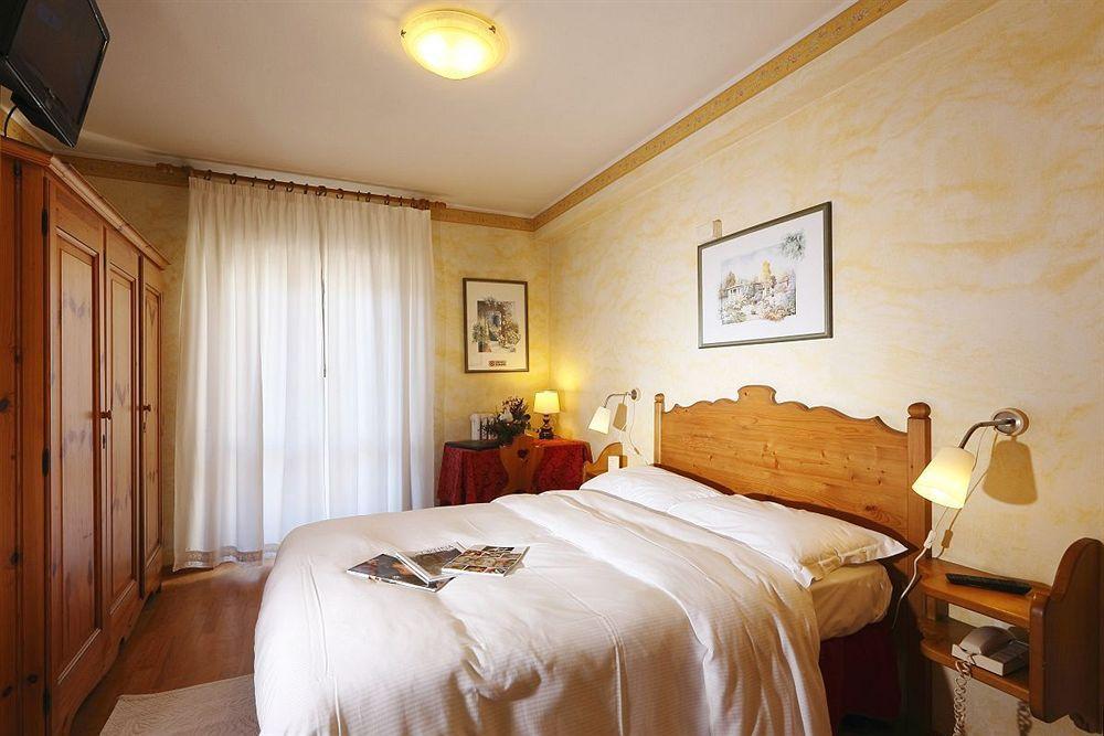 Meuble Villa Neve Cortina d'Ampezzo Luaran gambar