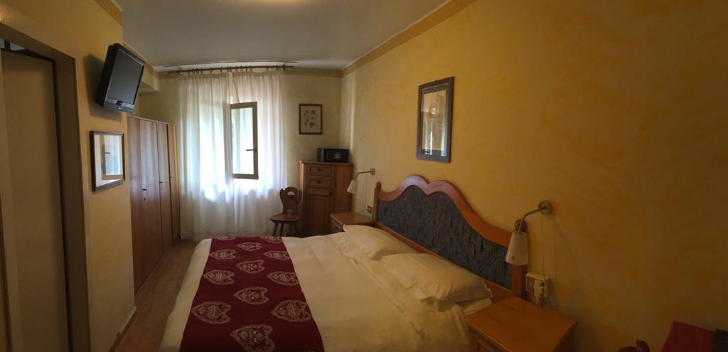 Meuble Villa Neve Cortina d'Ampezzo Luaran gambar